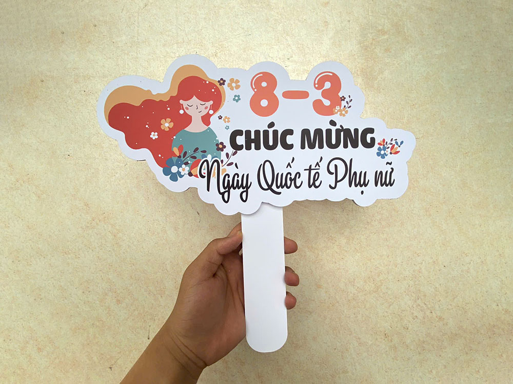 In Hashtag Cầm Tay 8/3 Cho Ngày Quốc Tế Phụ Nữ