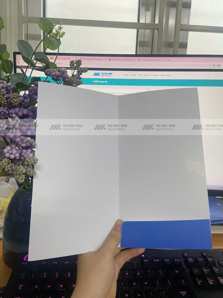Kẹp file đựng phong bì 1 tai gài