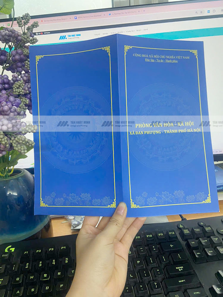 Lưu ý khi thiết kế và in kẹp file đựng phong bì