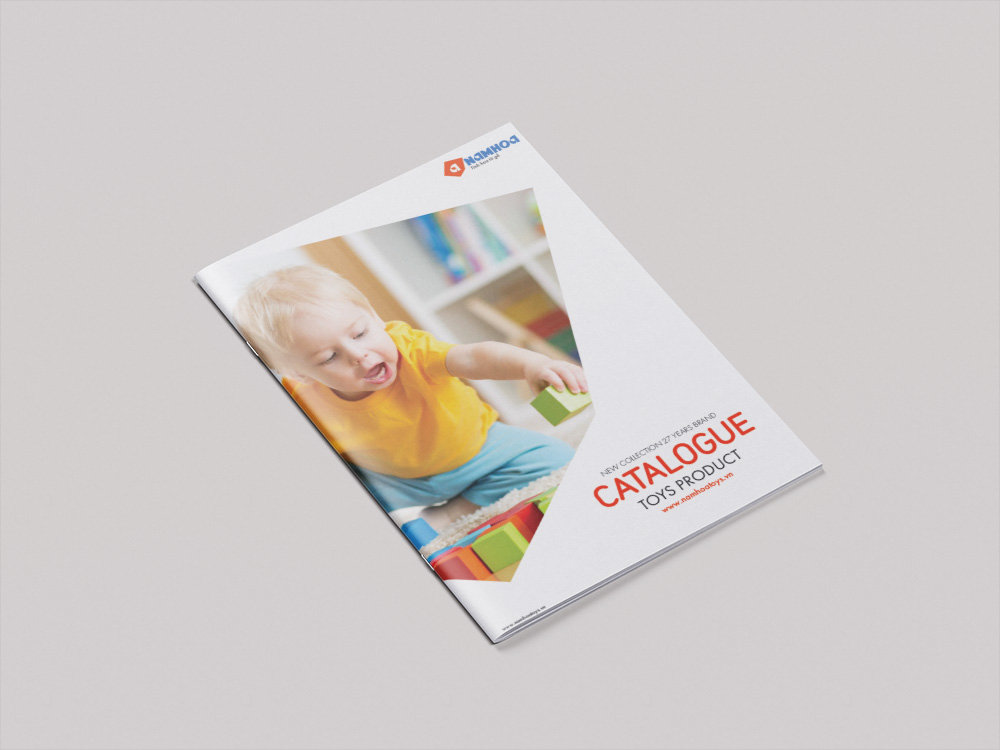 Mẫu thiết kế catalogue đồ chơi đẹp 
