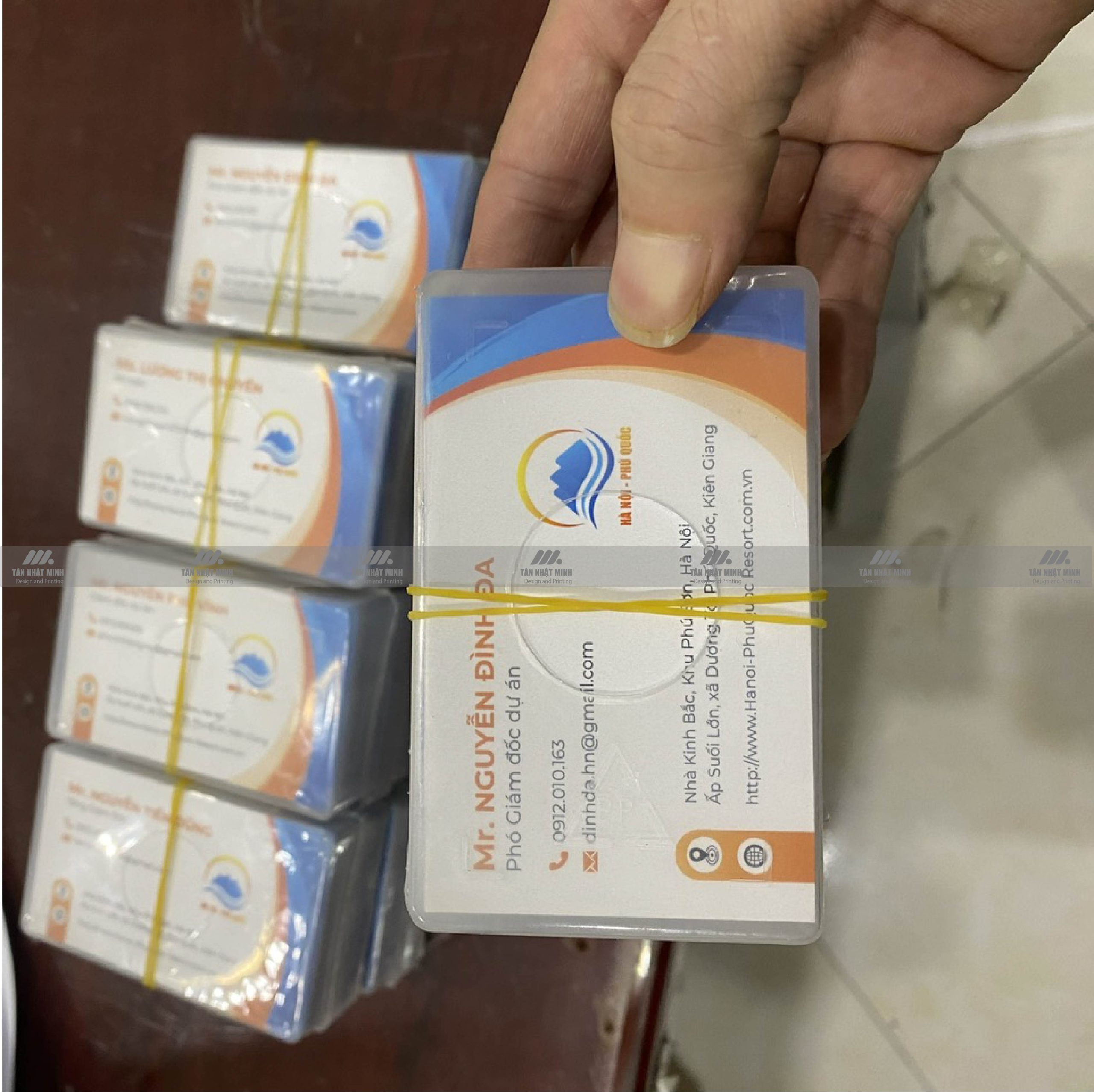 Hình ảnh in card visit thực tế tại Tân Nhật Minh