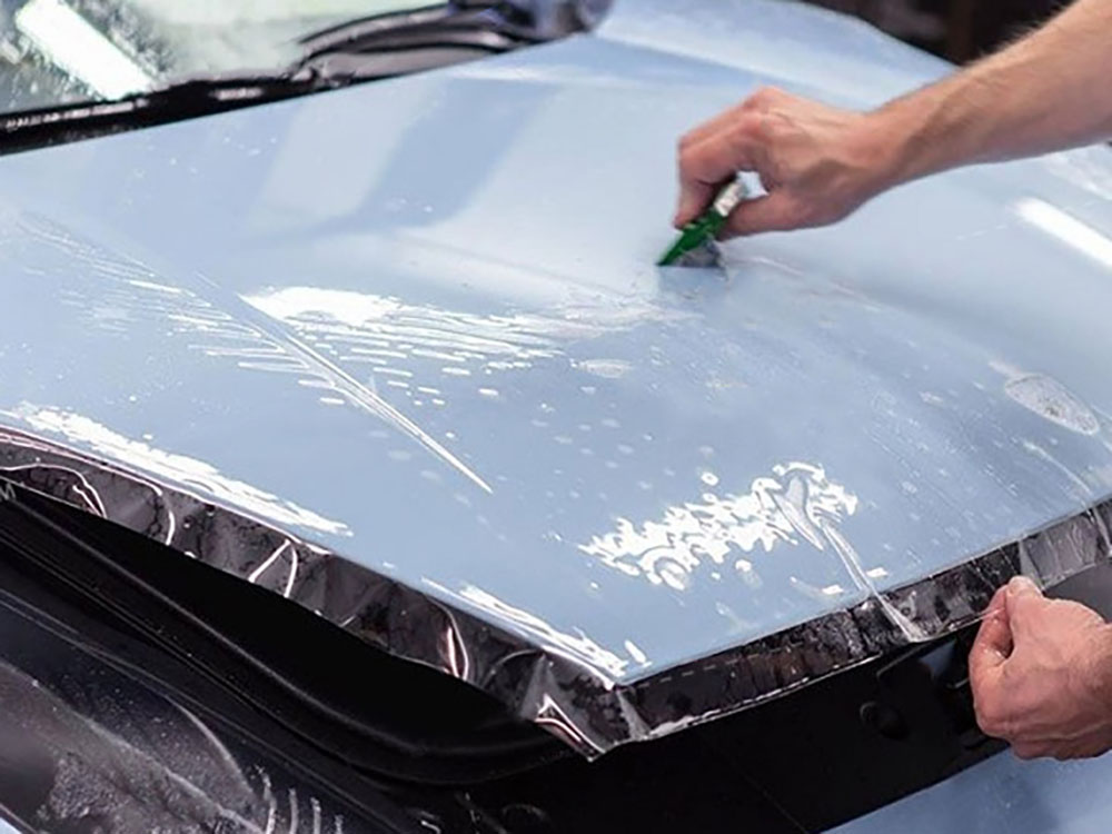 Decal trong suốt dán ô tô