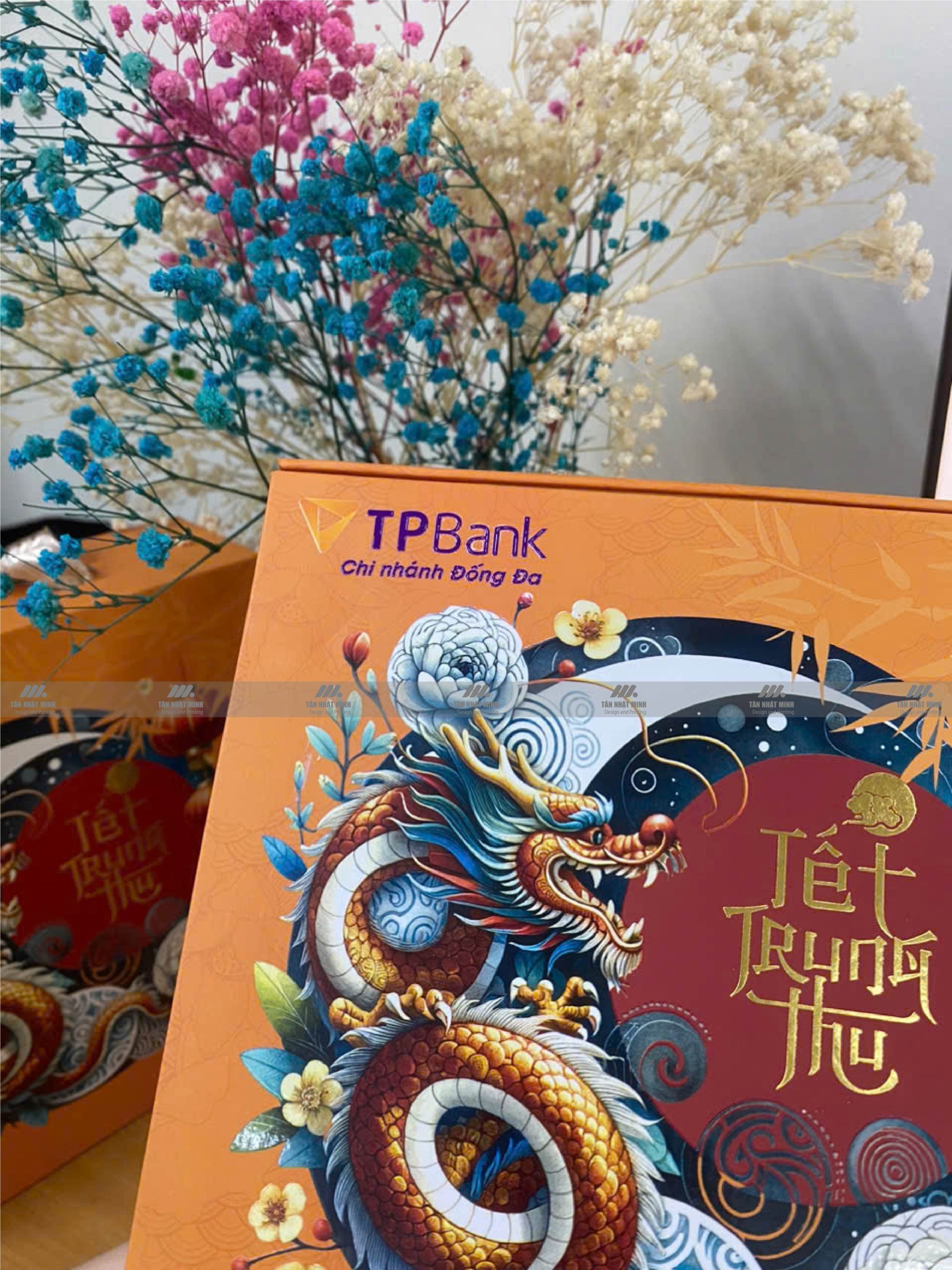 In UV DTF dán hộp bánh trung thu 3