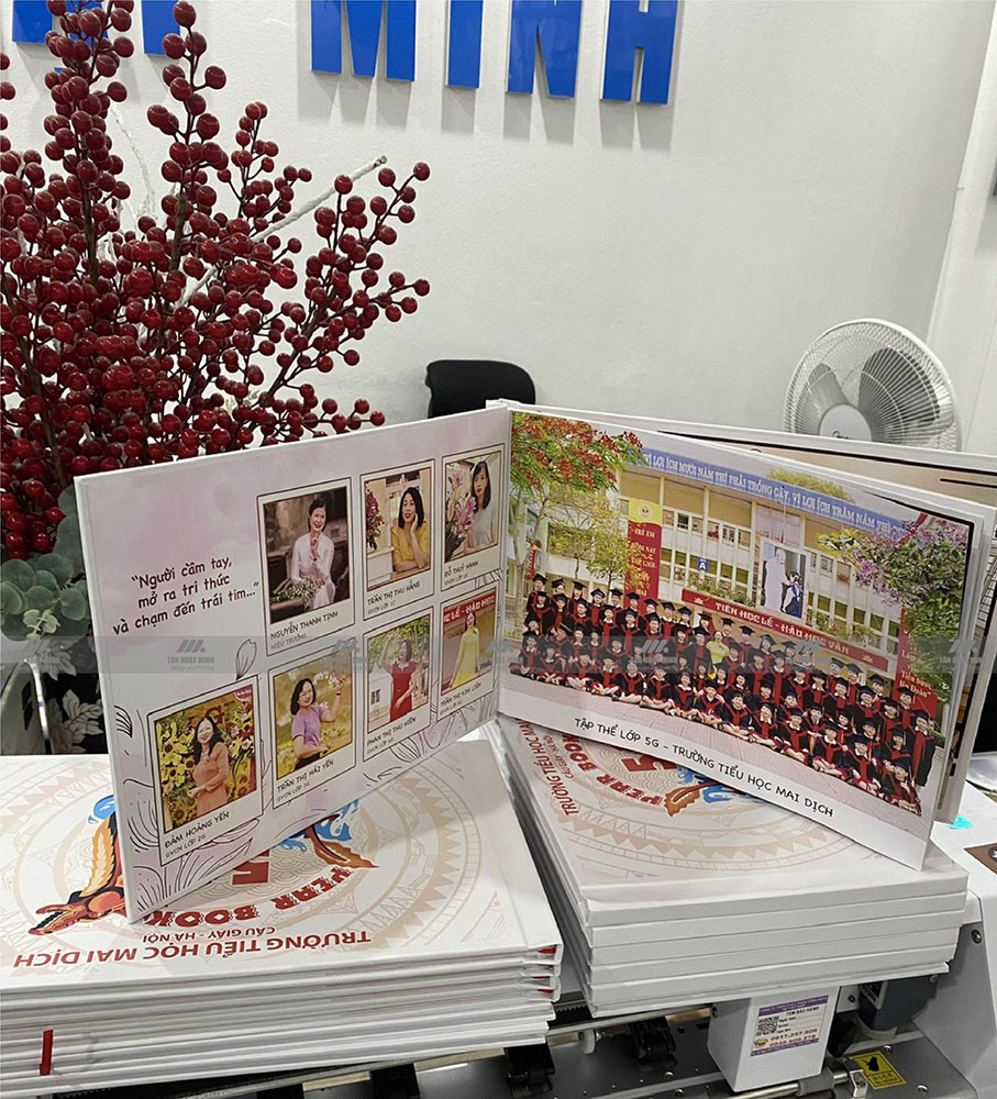 Kỷ yếu bìa bồi