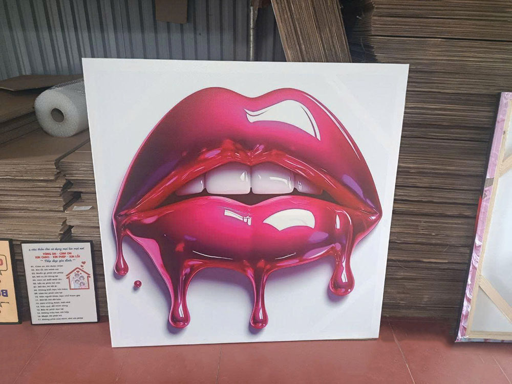 In tranh canvas treo tường khách sạn