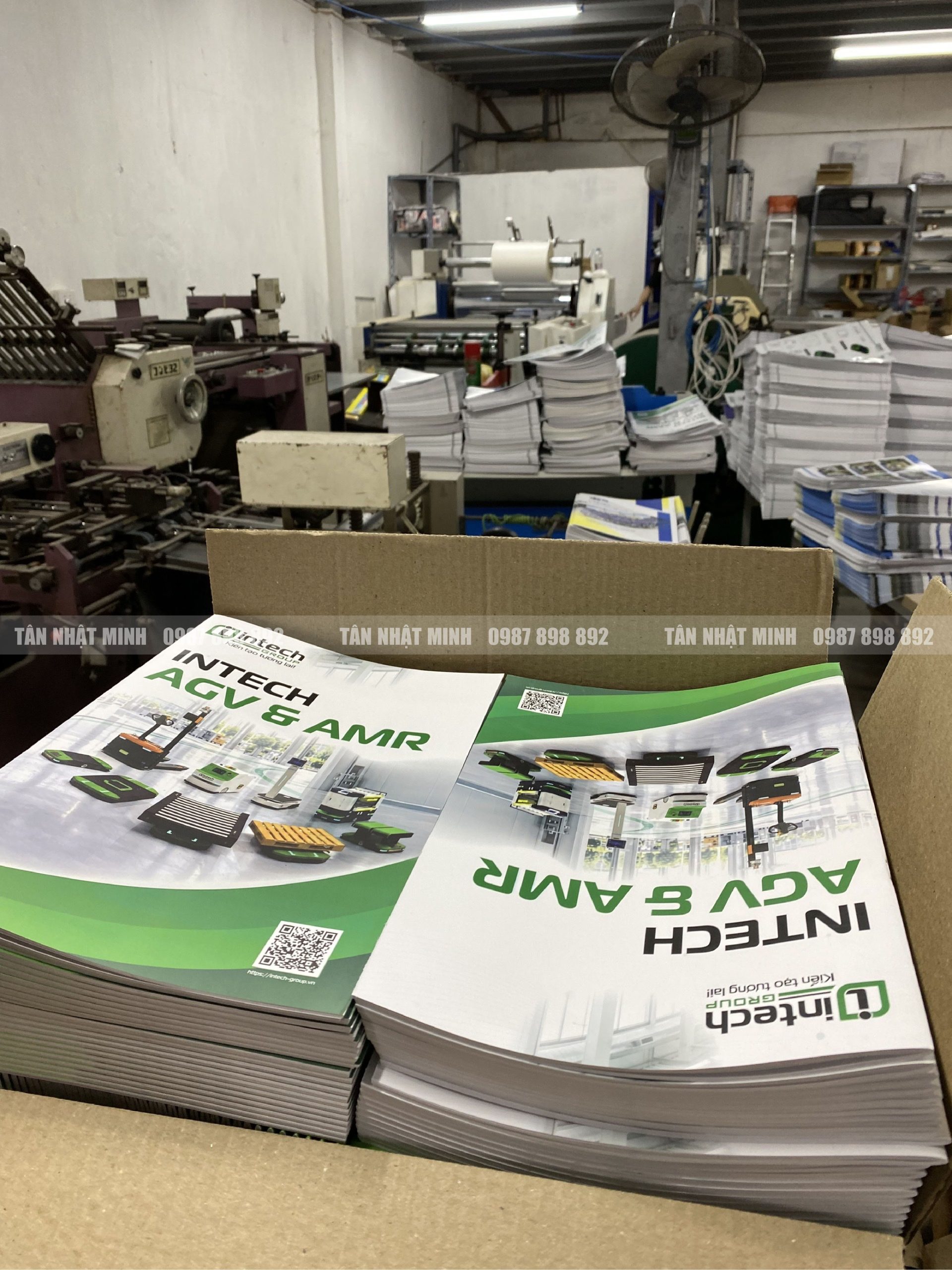 In 1000 cuốn catalogue Intech AGV